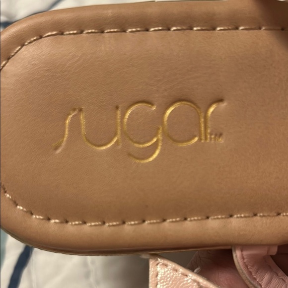 Sugar Beige Sandals with Pink Accents - Picture 2 of 8